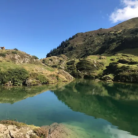 Au Songe Du Valier- *